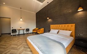Dayflat Apartments Maidan Area